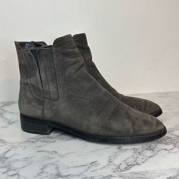 Stuart Weitzman Basilico Gray Suede Chelsea Boots 9.5 - Picture 1 of 6
